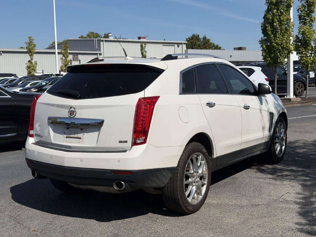 Used 2014 Cadillac SRX Performance w/ Driver Awareness Package AWD/4WD image 2
