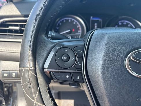 Used 2022 Toyota Camry SE w/ Carpet Mat Package (TMS) FWD image 18