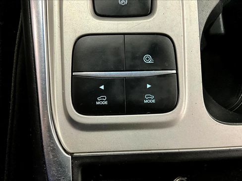 Used 2022 Ford Explorer Limited w/ Equipment Group 301A image 38