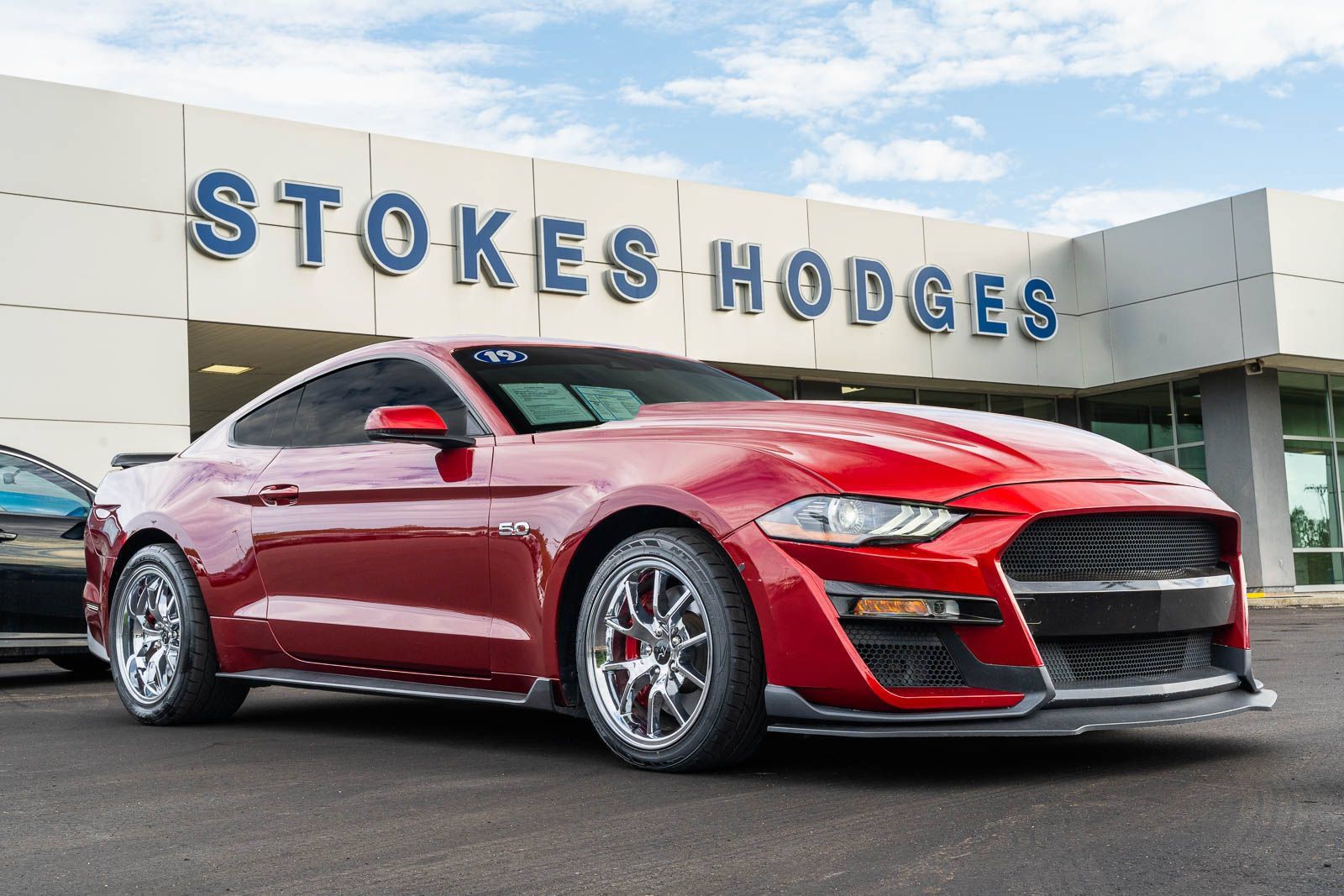 Used 2019 Ford Mustang GT Premium w/ Ford Safe & Smart Package RWD image 1