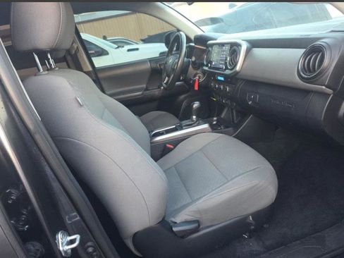 Used 2021 Toyota Tacoma SR5 image 26