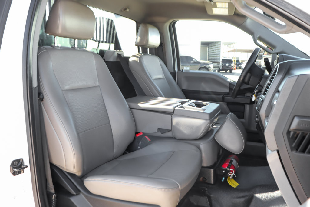 Used 2020 Ford F550 4x4 Regular Cab Super Duty image 41