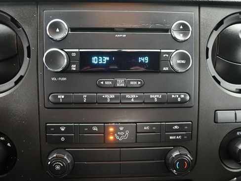 Used 2016 Ford F250 XL w/ Power Equipment Group image 14