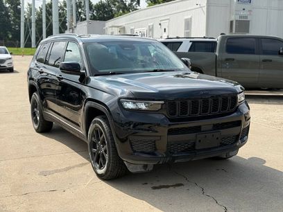 Used 2025 Jeep Grand Cherokee L Altitude