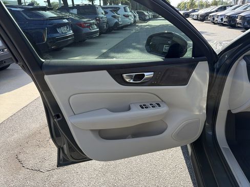 Used 2026 Volvo V60 B5 Cross Country Plus w/ Protection Package Premier AWD/4WD image 14