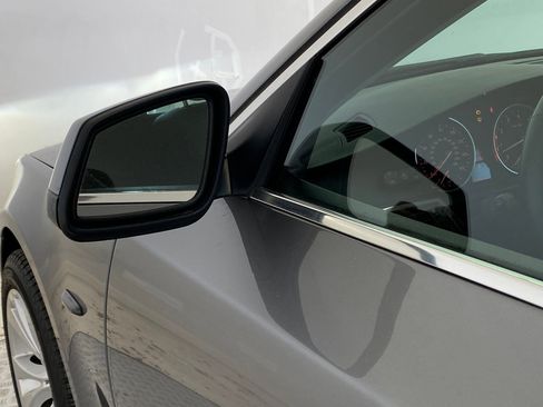 Used 2010 BMW 535i xDrive Wagon image 22