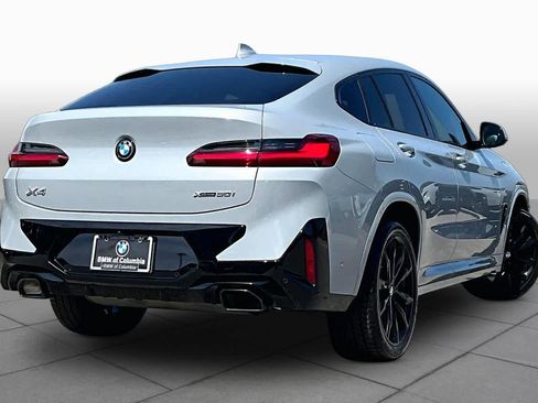 Certified 2024 BMW X4 xDrive30i w/ Premium Package image 12