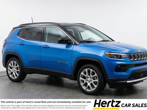 Used 2025 Jeep Compass Limited image 1