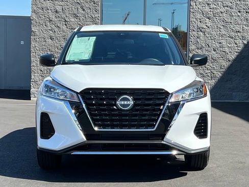 New 2025 Nissan Kicks Play S image 10