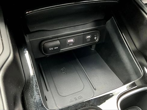 Used 2025 Kia Telluride EX X-Line AWD/4WD image 16
