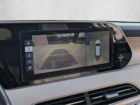 Used 2021 Hyundai Palisade Limited image 14