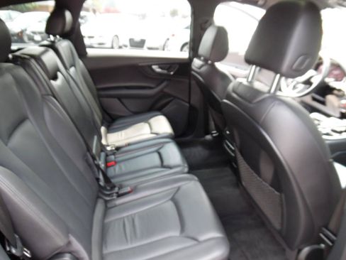 Used 2017 Audi Q7 3.0T Premium Plus AWD/4WD image 22
