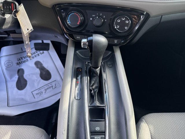 Used 2018 Honda HR-V LX image 21
