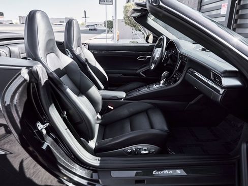 Used 2014 Porsche 911 Turbo S AWD/4WD image 26