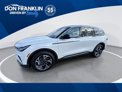 New 2026 Lincoln Nautilus Premier AWD/4WD image 1