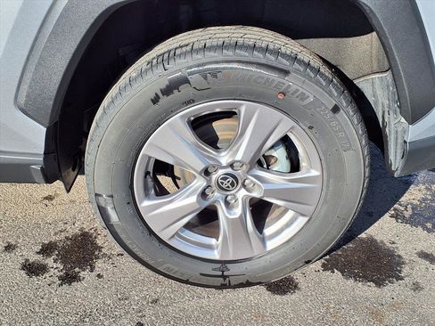 Certified 2025 Toyota RAV4 XLE image 21