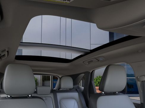 New 2025 Ford Escape SE w/ PHEV Premium Package FWD image 22