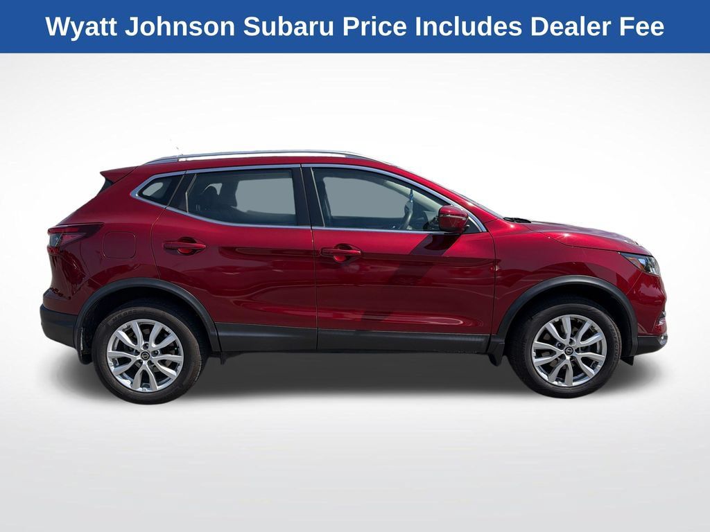 Used 2020 Nissan Rogue Sport SV FWD image 10