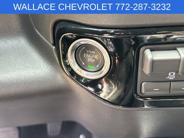 Used 2026 Chevrolet Silverado 1500 LT Trail Boss w/ LT Trail Boss Premium Package AWD/4WD image 19