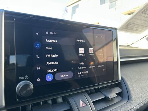 Certified 2024 Toyota RAV4 XLE w/ Convenience Package image 22