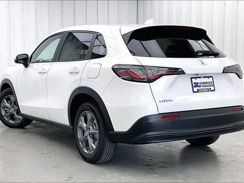 New 2026 Honda HR-V LX image 5