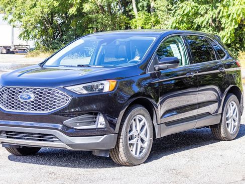 New 2024 Ford Edge SEL w/ Convenience Package image 1