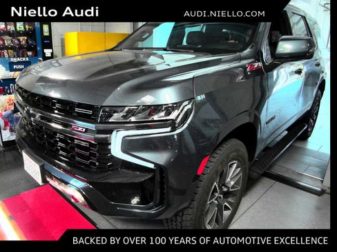 Used 2021 Chevrolet Tahoe Z71 w/ Luxury Package AWD/4WD image 1
