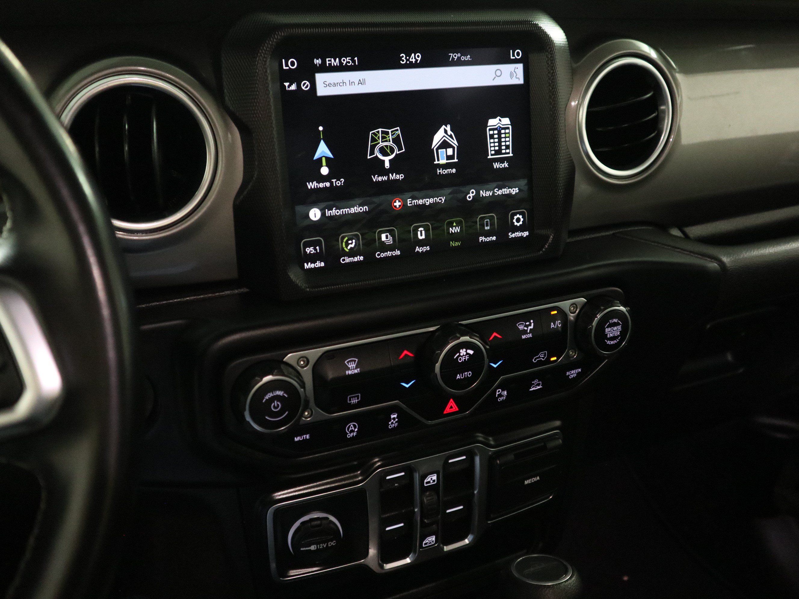 Used 2021 Jeep Gladiator Overland AWD/4WD image 23