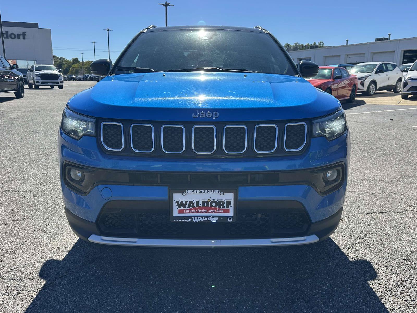 Used 2024 Jeep Compass Limited AWD/4WD image 2