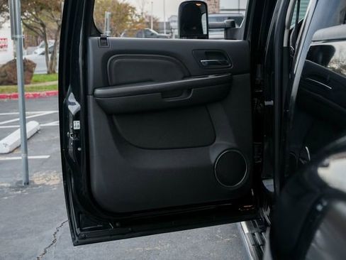 Used 2013 GMC Sierra 3500 Denali image 41