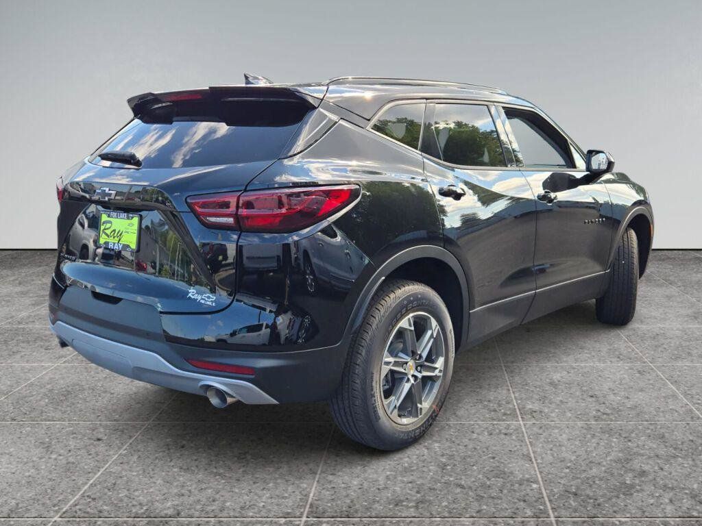 New 2026 Chevrolet Blazer LT w/ Convenience Package FWD image 13