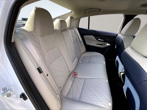 New 2026 Nissan Sentra SL w/ Floor Mat Package FWD image 10