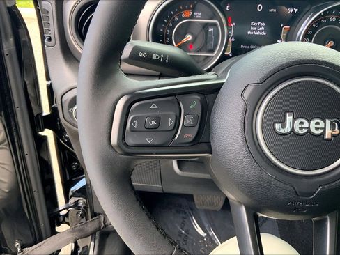Certified 2023 Jeep Wrangler Unlimited Sport AWD/4WD image 23