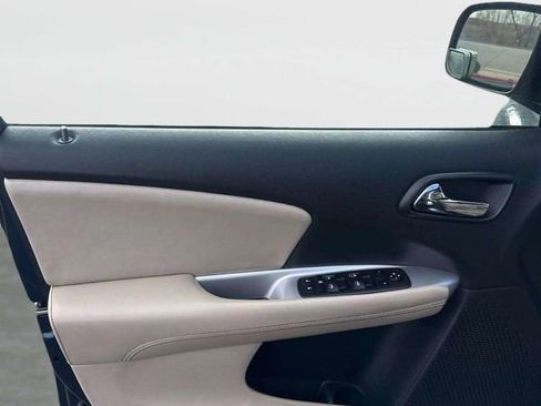 Used 2013 Dodge Journey American Value Package image 22