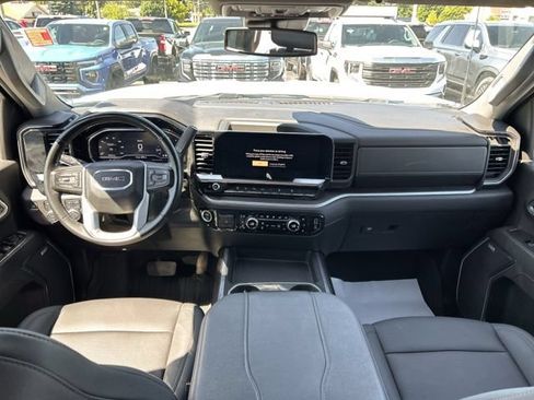 Used 2024 GMC Sierra 2500 SLT AWD/4WD image 24