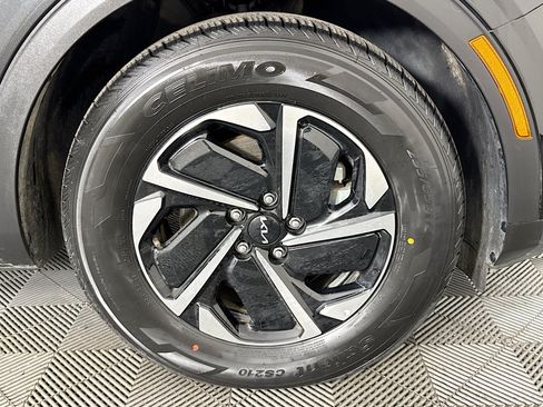Used 2024 Kia Sportage LX FWD image 55