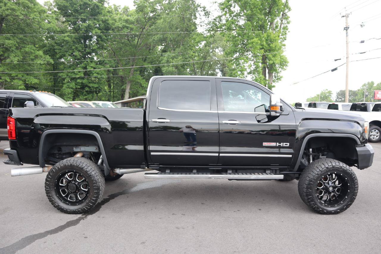 Used 2016 GMC Sierra 2500 SLT w/ All-Terrain HD Package AWD/4WD image 4