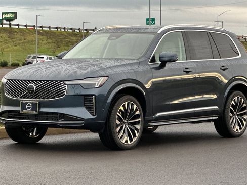 New 2026 Volvo XC90 B6 Ultra w/ Protection Package image 7