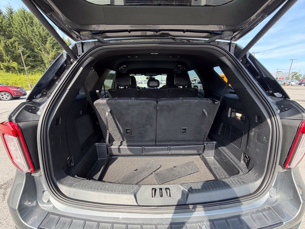 Certified 2023 Ford Explorer ST-Line AWD/4WD image 50
