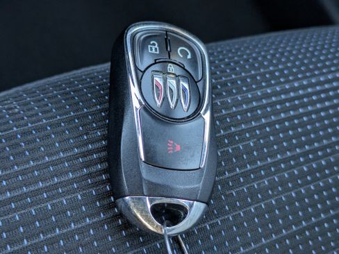 Certified 2024 Buick Envista Preferred w/ Convenience I Package image 31