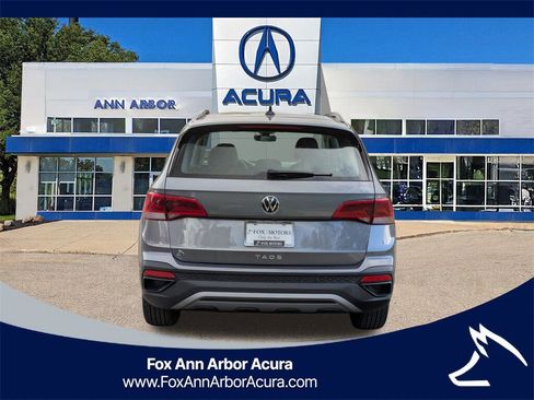 Used 2024 Volkswagen Taos S image 4