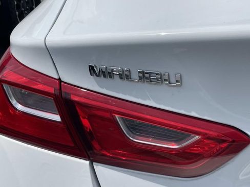 Used 2020 Chevrolet Malibu LS w/ Driver Confidence Package II FWD image 9