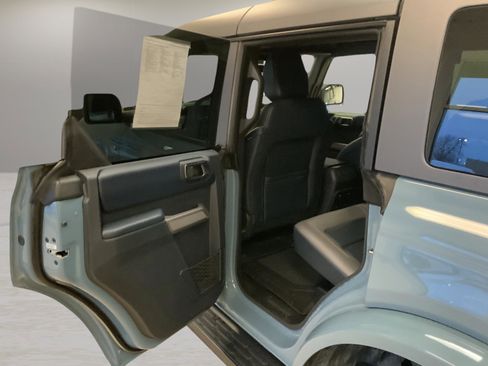 Used 2023 Ford Bronco Outer Banks image 12