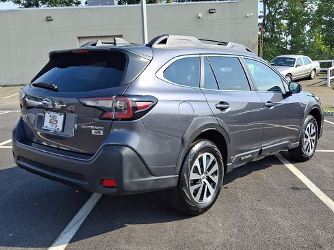 Certified 2025 Subaru Outback Premium AWD/4WD image 6