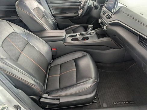 Used 2022 Nissan Altima 2.5 SR FWD image 31