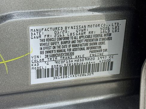 Used 2025 Nissan Sentra SV image 12