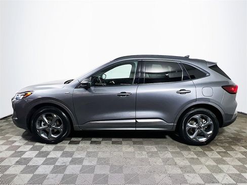 Used 2023 Ford Escape ST-Line image 5