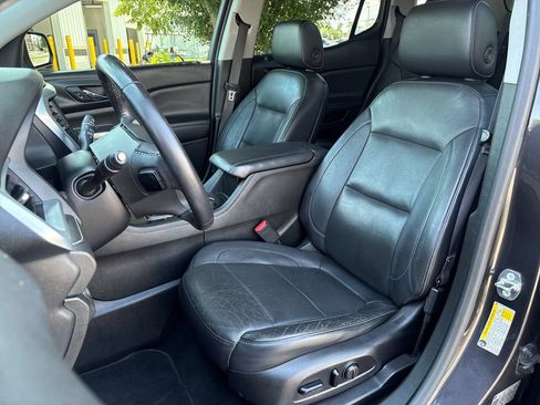 Used 2018 GMC Acadia SLT FWD image 15