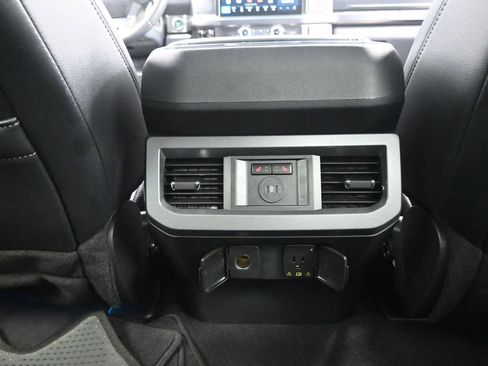 Used 2024 Ford F250 Lariat image 34