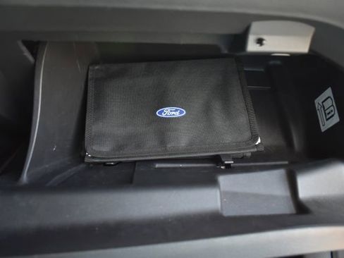 Used 2016 Ford Focus SE w/ Equipment Group 201A FWD image 38